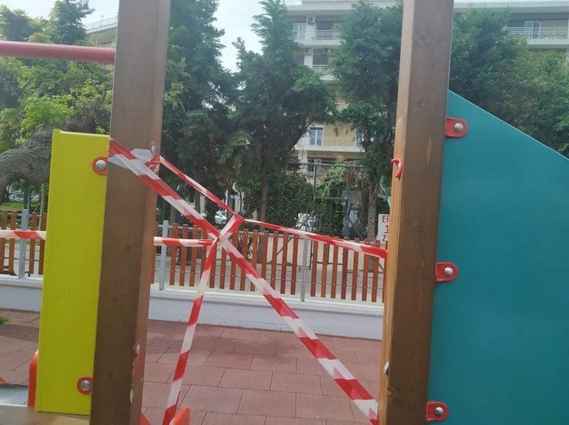 ΧΑΛΚΙΔΑ: Βανδαλισμοί στη νέα παιδική χαρά στην πλατεία Αγίου Νικολάου