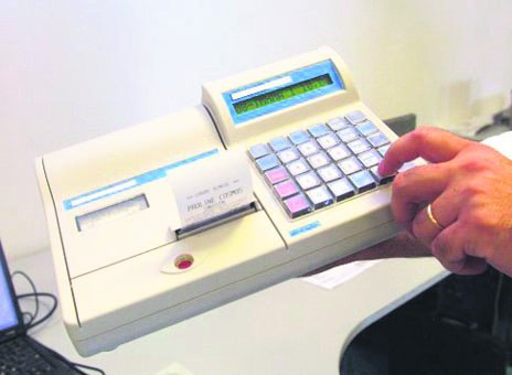 Απλωσε χέρι στην ταμειακή