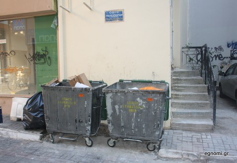 Τον έπνιξαν τα σκουπίδια!