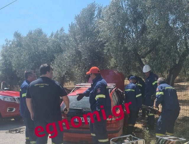 Στο Νοσοκομείο Χαλκίδας ζευγάρι από τροχαίο ατύχημα με σκασμένο λάστιχο