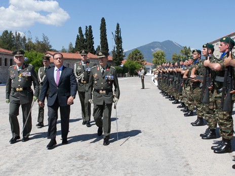 Δείτε μια άλλη γιορτή της Σχολής Πεζικού