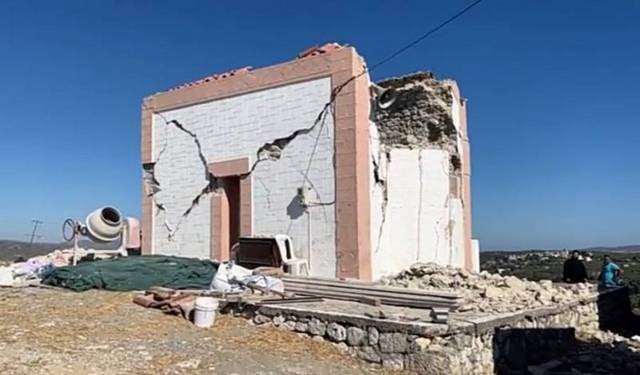 ΣΕΙΣΜΟΣ ΚΡΗΤΗ: Νεκρός άνδρας που καταπλακώθηκε από τρούλο και 9 τραυματίες (VIDEO)