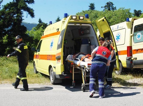 Αυτοκίνητο με οδηγό 37χρονος παρέσυρε και σκότωσε πεζή