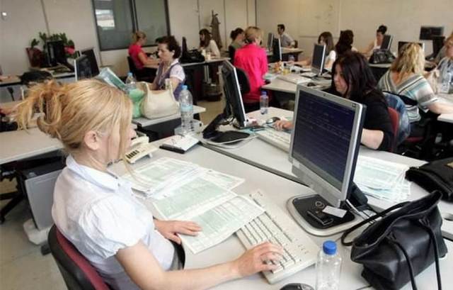 Παράθυρο μονιμοποίησης 55.000 συμβασιούχων στο Δημόσιο