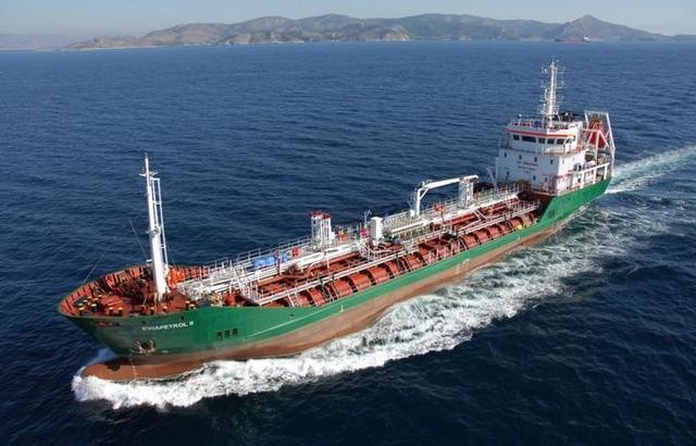 ΧΑΛΚΙΔΑ: Τραυματίστηκε ο Έλληνας τρίτος καπετάνιος δεξαμενόπλοιου στα Ναυπηγεία Αυλίδας