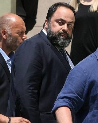 Ο Βαγγέλης Μαρινάκης πήγε στην κηδεία του Παύλου Γιαννακόπουλου και αποδοκιμάστηκε από μερίδα οπαδών του Παναθηναϊκού (VIDEO)