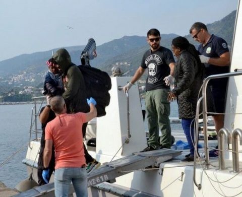 ΤΡΑΓΩΔΙΑ: Ναυάγιο με νεκρά παιδιά στη Λέσβο
