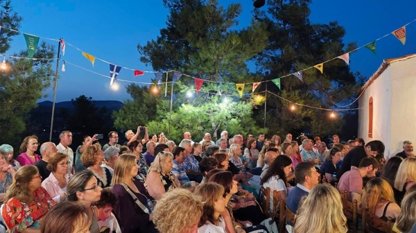ΜΥΤΙΚΑΣ: Μεσαιωνική βραδιά με σαξόφωνο! (ΦΩΤΟ)