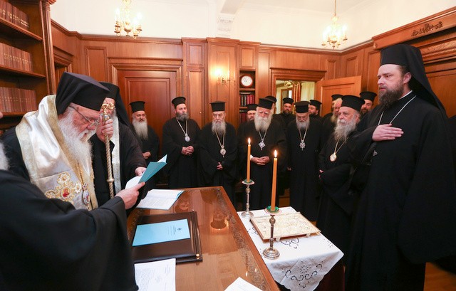 Έδωσε Διαβεβαίωση στην Ιερά Σύνοδο ο Χαλκιδέος αρχιμανδρίτης Φιλόθεος Θεοχάρης