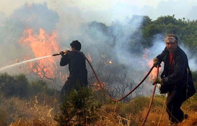 Τέθηκε υπό έλεγχο η φωτιά στο Μαρμάρι