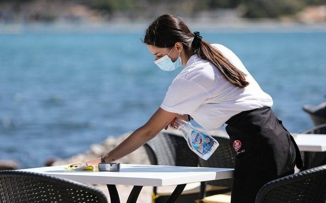 ΕΣΤΙΑΣΗ: Ξεκίνησαν oι καμπάνες - Λουκέτα και 5.000 ευρώ πρόστιμο