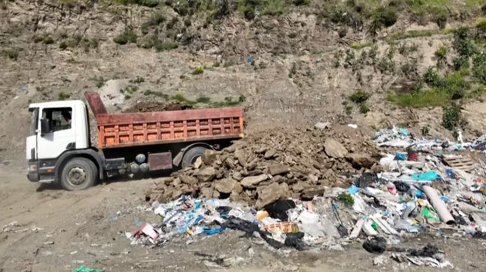 ΔΗΜΟΣ ΧΑΛΚΙΔΕΩΝ: Μήνυση για παράνομη εναπόθεση αποβλήτων στο Πέι Δοκού
