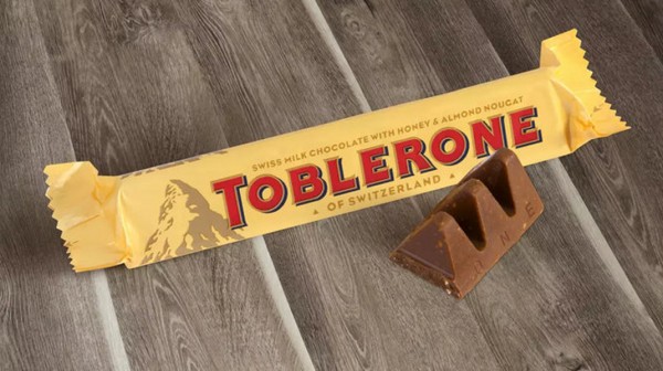 Toblerone: Ανακαλούνται από την αγορά παρτίδες της γνωστής σοκολάτας