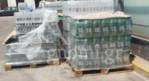 ΧΑΛΚΙΔΑ: Εμφιαλωμένα νερά παρατημένα στο ήλιο