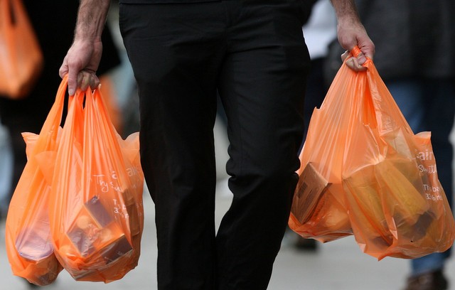 Κόλπο για να μην πληρώσεις πλαστικές σακούλες