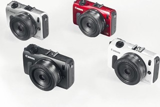 Nέα CANON EOS M