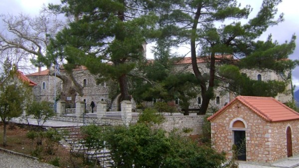 ΣΥΝΔΕΣΜΟΣ ΕΦΕΔΡΩΝ ΑΞΙΩΜΑΤΙΚΩΝ ΕΥΒΟΙΑΣ: Εξόρμηση στη Μονή Αγίας Λαύρας στα Καλάβρυτα