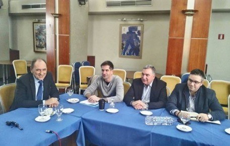 Συνάντηση Μπακογιάννη με τον υπουργό Γιώργο Σταθάκη