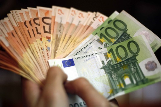 Ελληνας επιχειρηματίας δίνει επίδομα 300.000 ? στους υπαλλήλους του