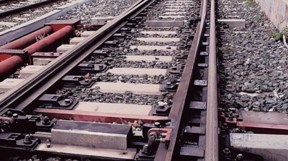 Τραγωδία: Πεζός παρασύρθηκε από τρένο της Hellenic Train και έχασε τη ζωή του