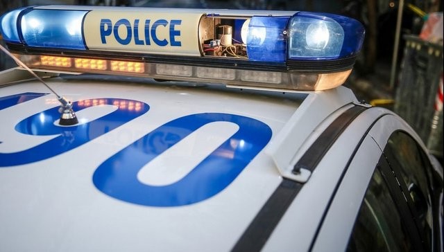 Ελεύθερος με περιοριστικούς όρους ο δάσκαλος που έστελνε άσεμνα μηνύματα σε μαθήτριές του