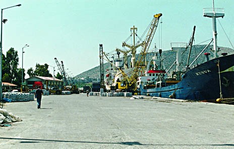 Πρόταση για μετεγκατάσταση του εμπορικού λιμανιού της Χαλκίδας στο Βασιλικό