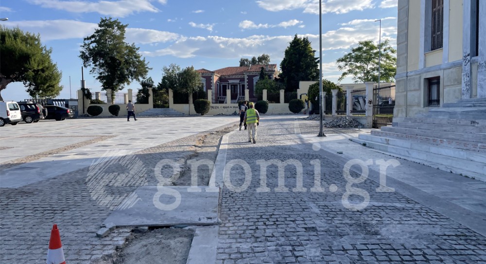 ΠΛΑΤΕΙΑ ΜΑΛΛΙΟΥ ΧΑΛΚΙΔΑ: Τελειώνει το μαρτύριο με τις εργασίες φυσικού αερίου (VIDEO)