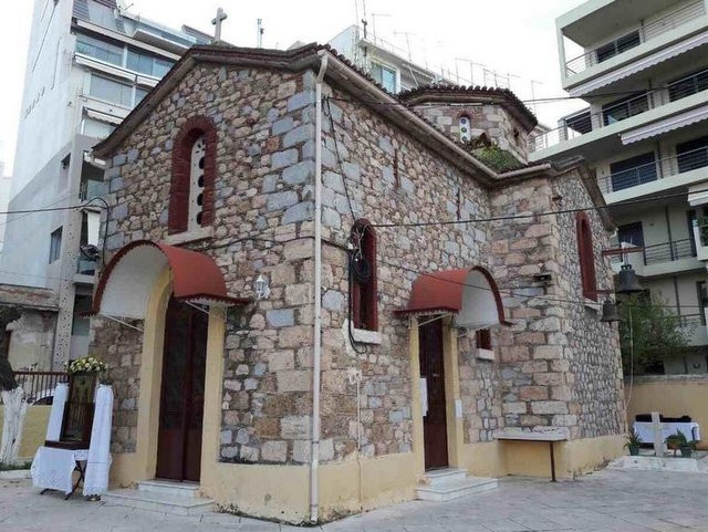 ΧΑΛΚΙΔΑ: Βραδινή Σύναξη της Θείας Ευχαριστίας στη Μέσα Παναγίτσα