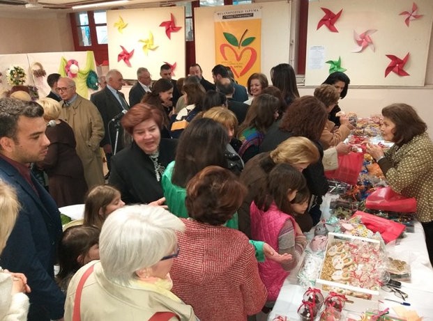 Ο Μητροπολίτης στα εγκαίνια του πασχαλινού μπαζάρ του ιδρύματος Γεωργιάδη