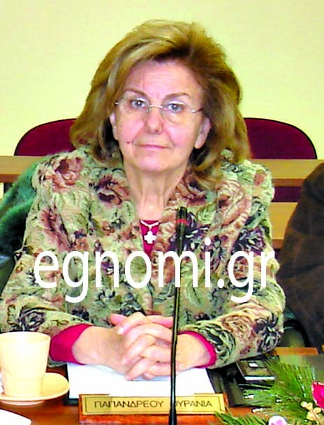 Στήνουν το Πατριωτικό Κέντρο