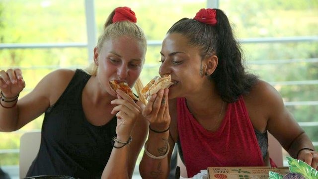 SURVIVOR: Η ανακοίνωση του Σάκη Τανιμανίδη για ημιτελικό και τελικό (VIDEO)