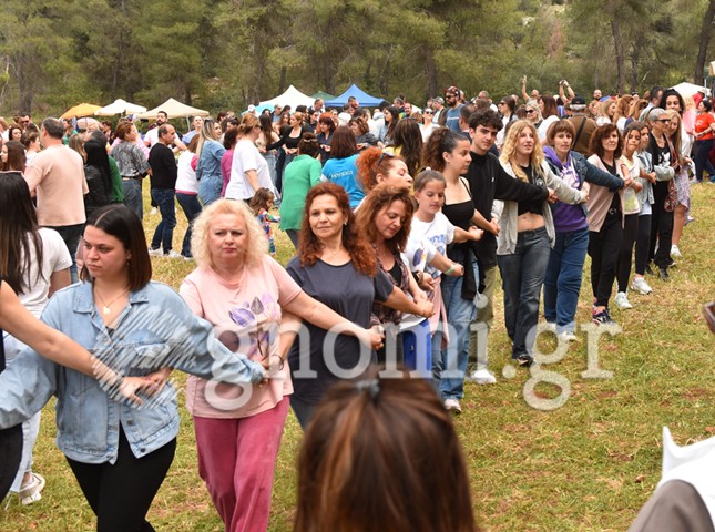 ΑΦΡΑΤΙ ΣΥΛΛΟΓΟΣ Τ' ΑΛΩΝΑΚΙ: Έπιασαν τον Μάη χορεύοντας (VIDEO ΚΑΙ ΦΩΤΟ)