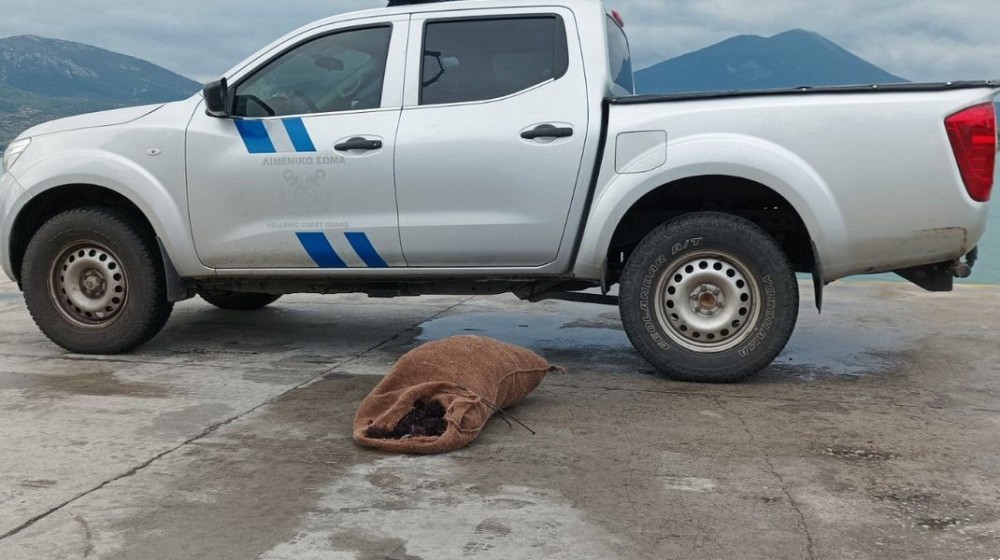 ΕΥΒΟΙΑ: 52χρονος ψάρευε παράνομα όστρακα στην περιοχή της ΣΟΓΙΑ