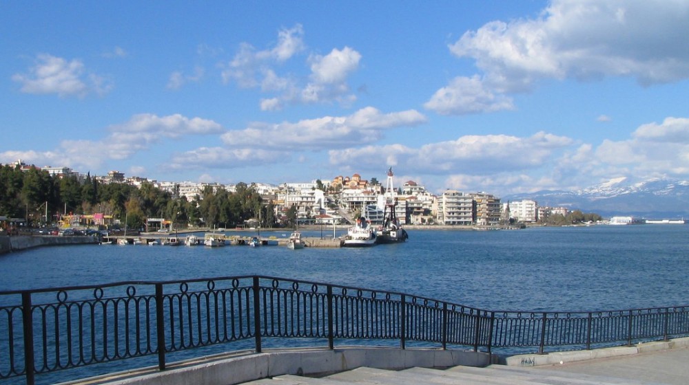 Ακυβερνησία ιστιοφόρου με πέντε Γερμανούς στο βόρειο λιμάνι της Χαλκίδας