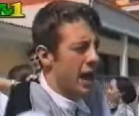 Το 1997 έκραζε τις Πανελλήνιες: Πως είναι σήμερα ο θρυλικός μαθητής; (VIDEO)