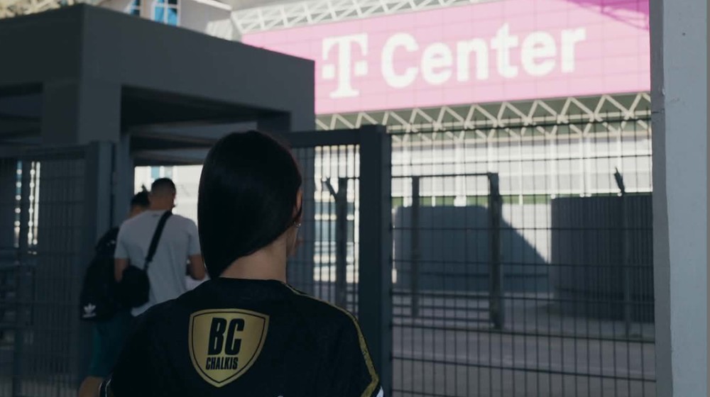 BATTLE OF THE LEGENDS: Κανονικά θα αγωνιστούν στο Telecom Center ο Σάμπα και η Λαμπριάννα από τη Χαλκίδα