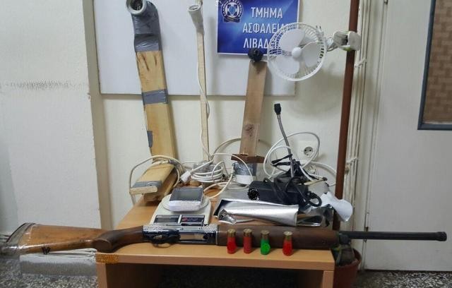Εργαστήριο υδροπονικής καλλιέργειας χασίς στο σπίτι 60χρονου