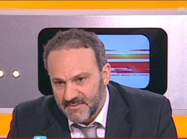 Ξύλο στον Νίκο Μαυραγάνη: Ο πρώην υπουργός έπεσε θύμα επίθεσης σε εκλογικό κέντρο της Αμαρύνθου