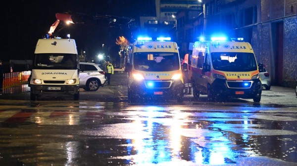 Νεκροί ηλικιωμένοι γονείς και ο γιος τους - Επεσαν με το ΙΧ στη θάλασσα