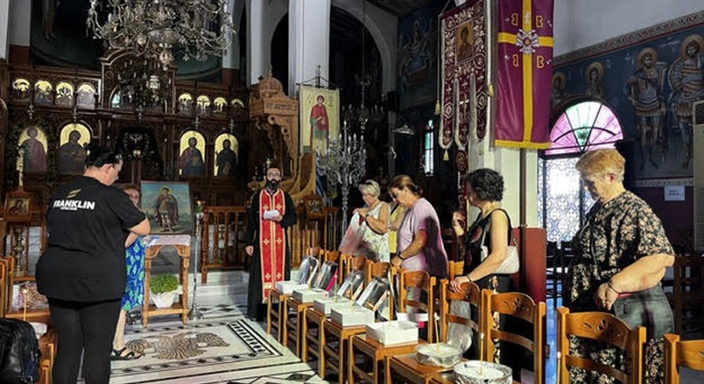 Η γιορτή του Αγίου Φανουρίου στην εκκλησία Αγίου Παντελεήμονος Αιδηψού