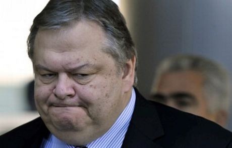 Παράκαμψη των διερευνητικών εντολών ζητά ο Βενιζέλος!