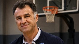 ΣΤΕΦΑΝΟΣ ΠΑΠΑΝΔΡΕΟΥ: Είναι αναγκαία η δημιουργία δυο σύγχρονων κλειστών γυμναστηρίων σε Αιδηψό και Ιστιαία