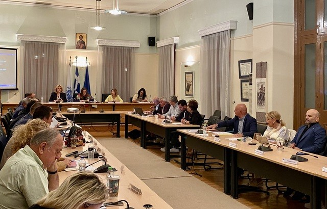 ΔΗΜΟΤΙΚΟ ΣΥΜΒΟΥΛΙΟ ΧΑΛΚΙΔΑΣ: Συνεδρίαση- μαμούθ με 56 θέματα