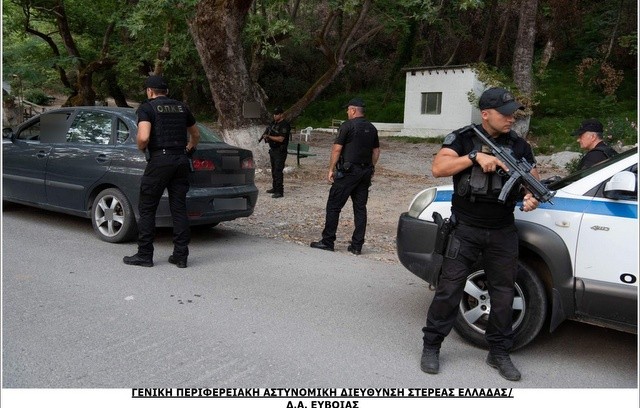Συνελήφθησαν 22 άτομα στην Εύβοια σε αστυνομική επιχείρηση