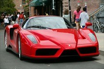 Ο Ελληνας και η ferrari