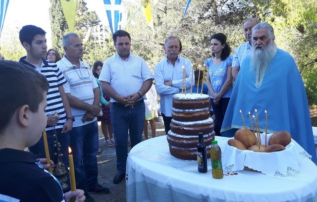 Πανηγύρι σε εξωκλήσι στην Ερέτρια