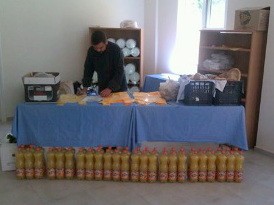 Δωρεάν αναψυκτικά και τσάι με χαμόγελο σε οικογένειες της Χαλκίδας