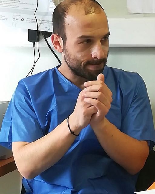 ΓΙΑΤΡΟΣ ΝΟΣΟΚΟΜΕΙΟΥ: Εμείς μαχόμαστε, εσείς θα τηρήσετε τα μέτρα;