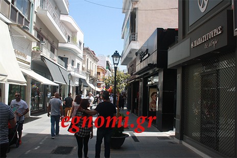 Το 85% των καταστημάτων στην Ελλάδα παρέμεινε κλειστό την Κυριακή