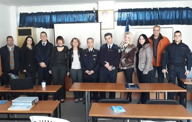 ΧΑΛΚΙΔΑ: Εκπαίδευση Αστυνομικών σε θέματα σχετικά με την επικοινωνία με άτομα με άνοια